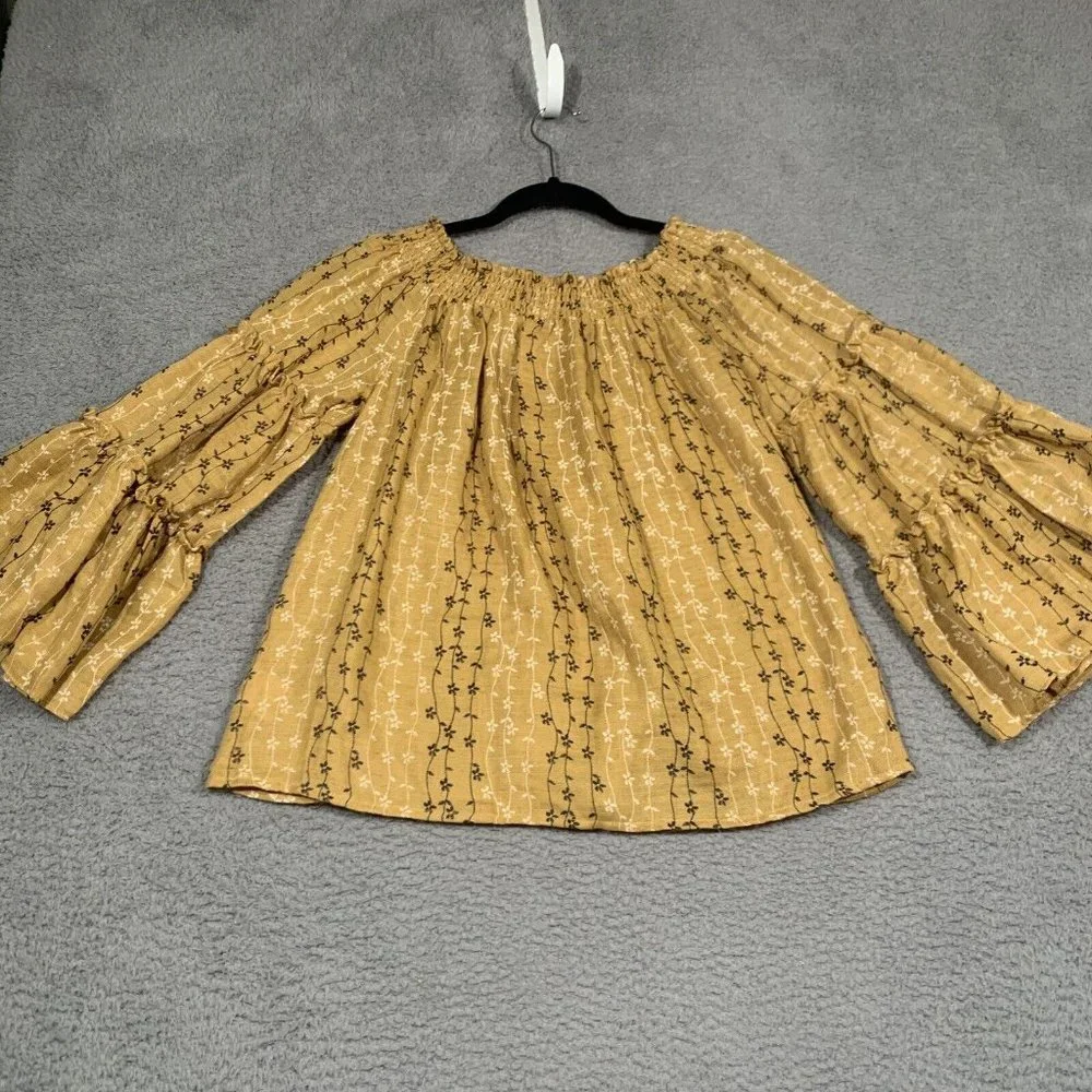 Umgee Blouse Gold Yellow Embroidered Flower‎ Vines Bell Sleeves Medium M - Picture 8 of 10